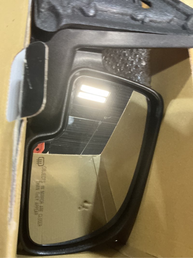 Condition photo showing New/Like New for a-premium right passenger side heated power door mirror - compatible with chevy suburban, silverado 1500 hd 2500 hd 3500, tahoe, avalanche & gmc sierra, yukon & cadillac escalade, 1999-2006