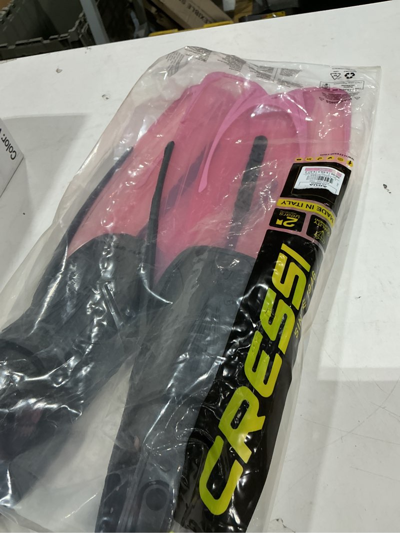Condition photo showing Good Condition for cressi adult snorkeling fins with self-adjustable comfortable full foot pocket | perfect for traveling | agua: made in italy (pink, us man 7/8 | us lady 8/9 | eu 39/40)