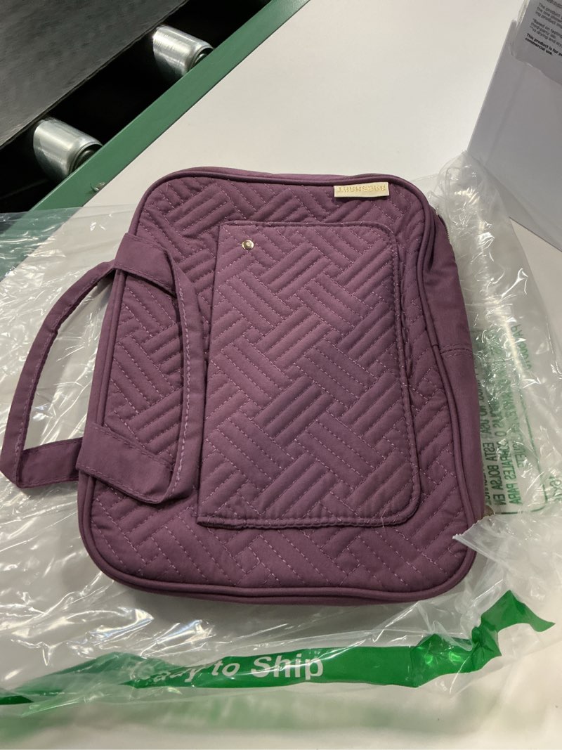 Condition photo showing Good Condition for BAGSMART Toiletry Bag Travel Bag with Hanging Hook, Water-resistant Makeup Cosmetic Bag Travel Organizer for Accessories, Shampoo, Full Sized Container, Toiletries (Purple, Medium) Medium Purple