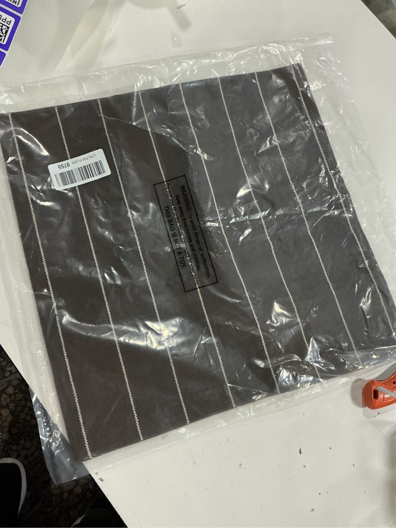 Condition photo showing New/Like New for ((only cover))loloi amber lewis keisha collection pal0046 chocolate/natural 18'' x 18'' cover only pillow chocolate / natural cover only