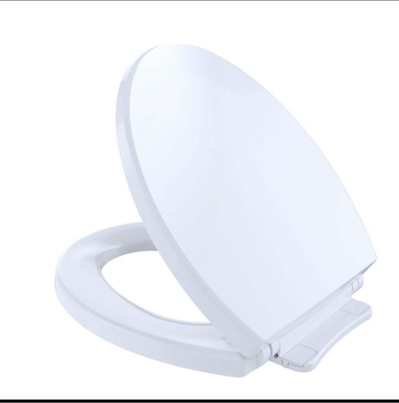 Assorted Toilet seats and lids
