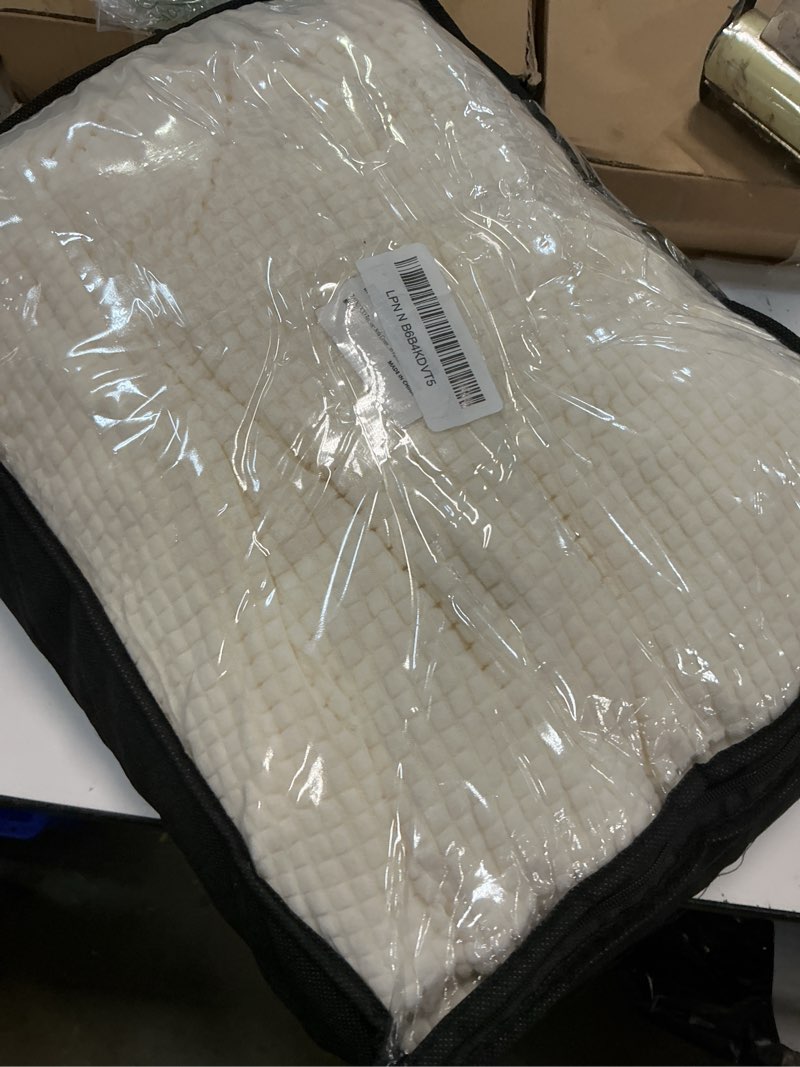 Condition photo showing Good Condition for taococo recliner sofa covers 8-pieces stretch large couch covers for 3 seats reclining slipcovers soft jacquard pattern furniture protector (beige) beige 3 seat