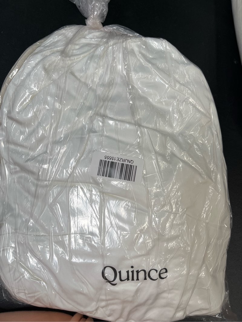 Condition photo showing Good Condition for bamboo sheet set, queen, white