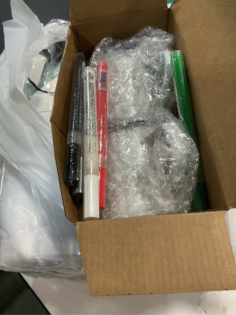 Condition photo showing Good Condition for Hoolerry 32 Pieces Painted Mug Decorating Kit DIY Coffee Mug Painting Kit Graduation Personalized Cup You Can Decorate Coffee Design Your Own Cup for Craft Decor Drinking Christmas Father's Day