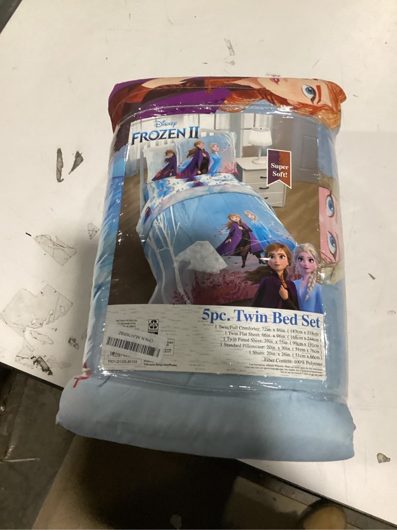 Condition photo showing New/Like New for disney frozen 2 forest spirit 7 piece full bed set - includes reversible comforter & sheet set - bedding features elsa and anna - super soft fade resistant microfiber - (official disney product) full frozen 2