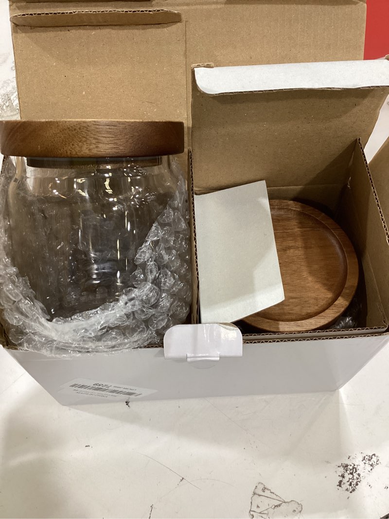 Condition photo showing Good Condition for 2pcs small glass storage jars with airtight lids, 17 fl oz (500ml) coffee container with wooden lid, glass pantry canister for beans, rice, sugar and etc clear- ?2pcs?17fl oz/500ml?