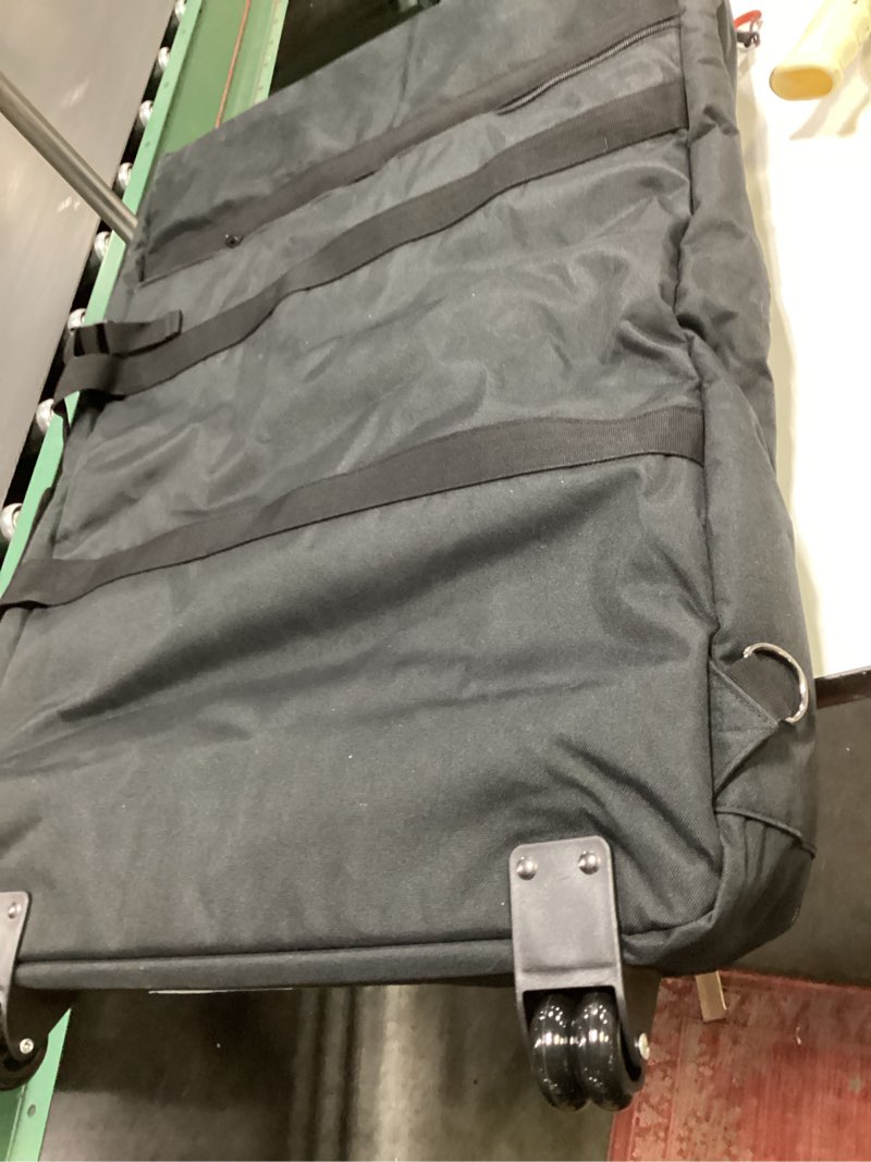 Condition photo showing Good Condition for Keyboard Case with Wheels & Adjustable Shoulder Straps– Padded