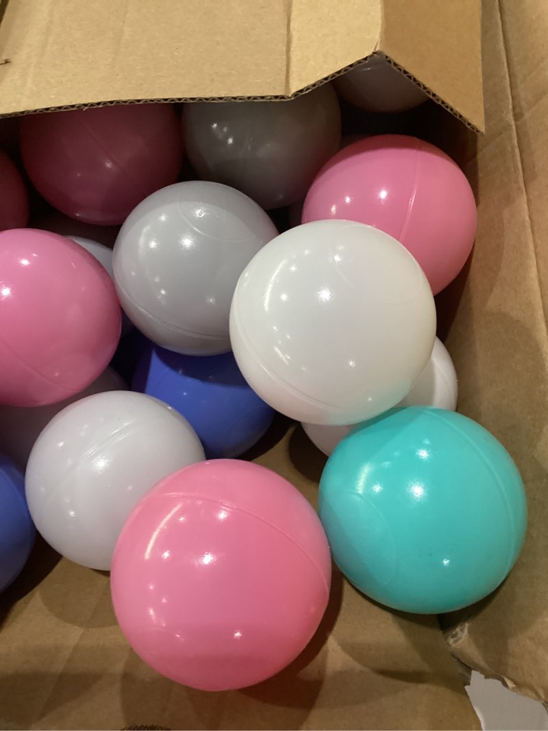Condition photo showing Good Condition for LANGXUN 50 100 200 Soft Plastic Ball Pit Balls for Kids, Gift for Baby Toddler Birthday Christmas, Ball Pit Play Tent, Baby Kiddie Pool Water Toys, Party Decoration 100 Balls, 5 Macaron Colors