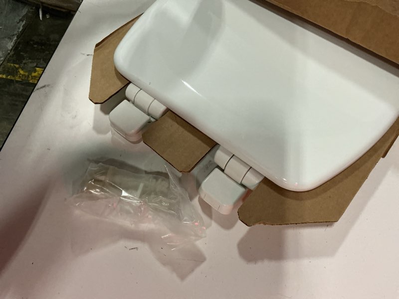 Condition photo showing Good Condition for mayfair linden slow close toilet seat, non slip heavy duty wood, easy install, elongated, white
