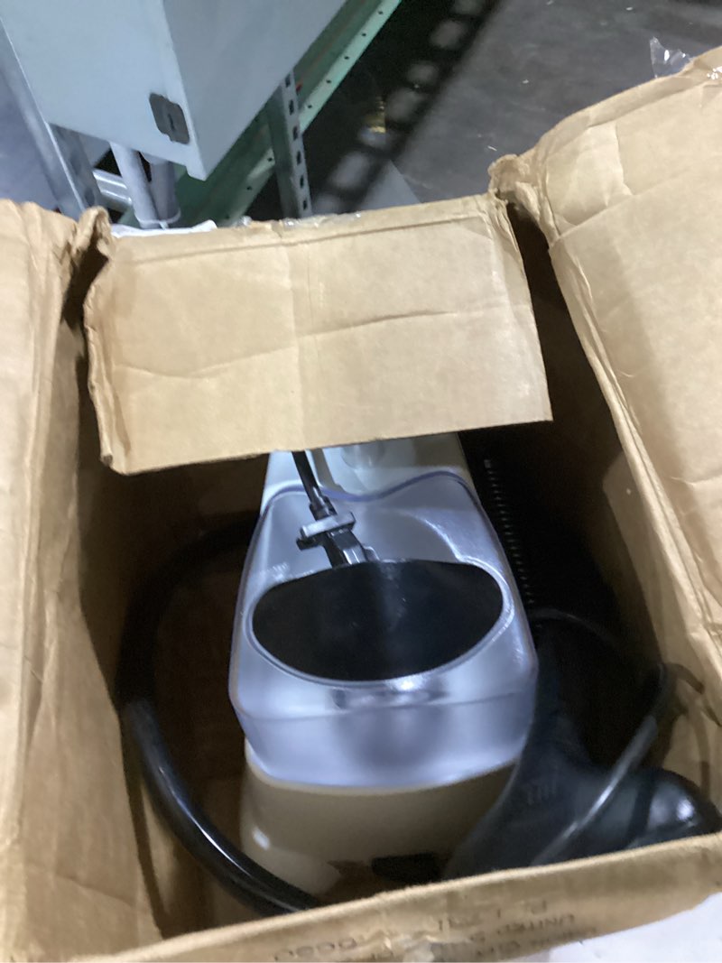 Condition photo showing Good Condition for Jiffy Steamer J-2000 Jiffy Garment Steamer with Plastic Steam Head, 120 Volt, Beige