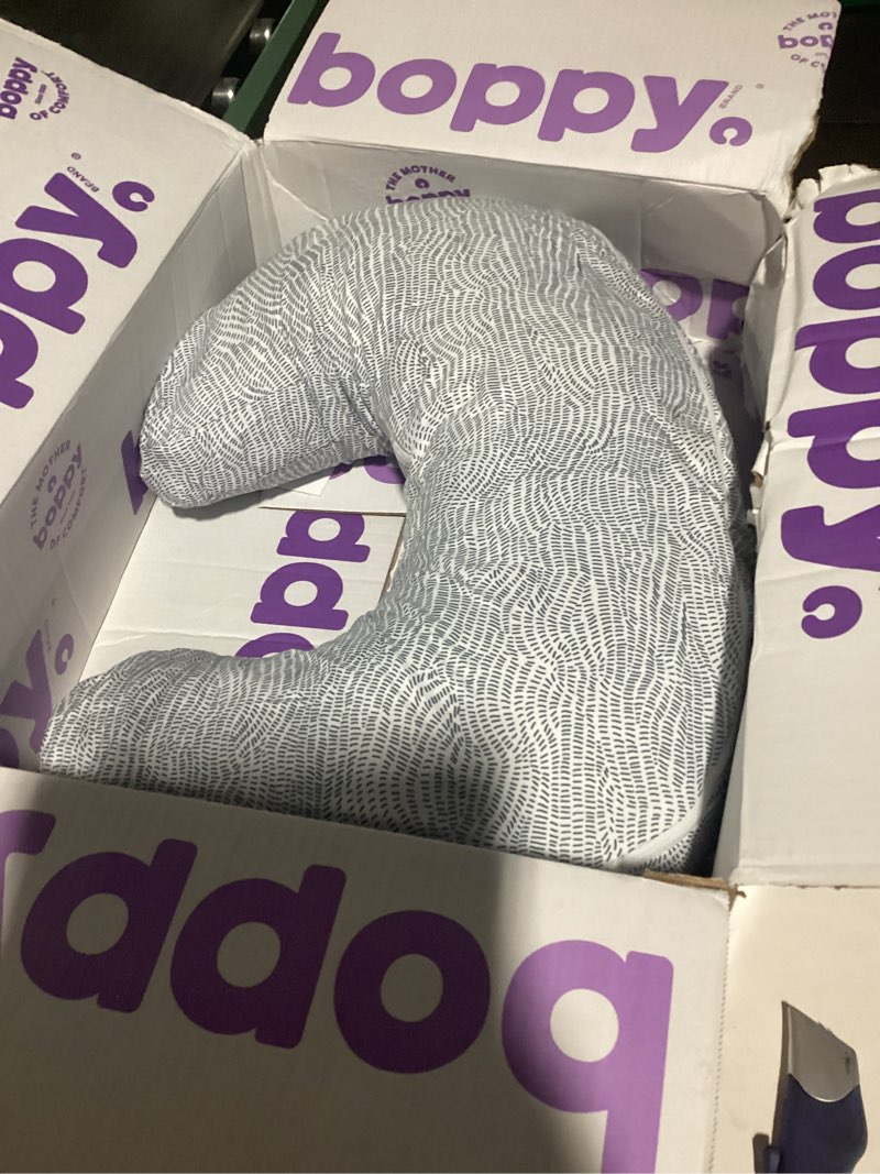 Condition photo showing Good Condition for similar Nursing Pillow for Breastfeeding, Adjustable Breast Feeding Pillow for Bottle Feeding, Breastfeeding Essentials for Mom Healthier Nursing, Removable Cover (Leaf)