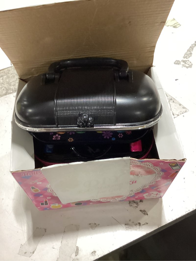 Condition photo showing Good Condition for hollyhi 58 pcs kids makeup kit for girl, princess toys real washable cosmetic set with mirror, kids makeup sets for girls, play make up birthday gifts for 3 4 5 6 7 8 9 10 11 12 years old kid (rose) pink and black