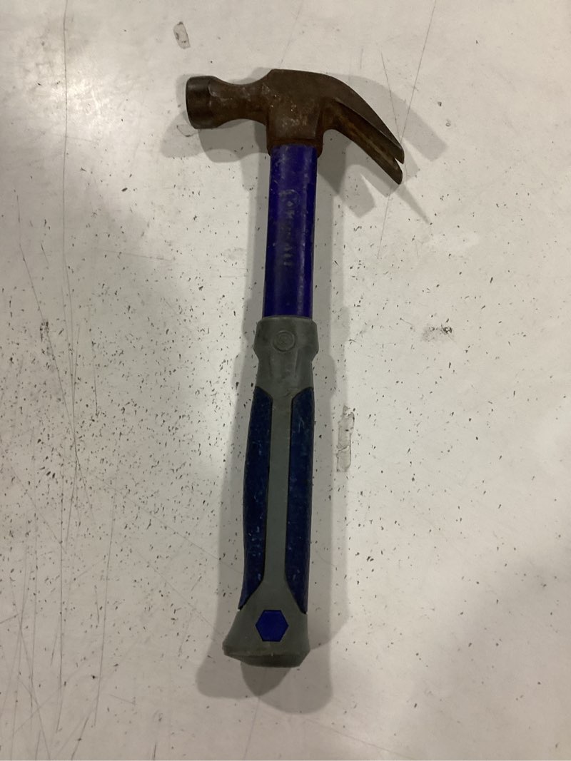 Condition photo showing As Is for kolbolt 20oz claw hammer