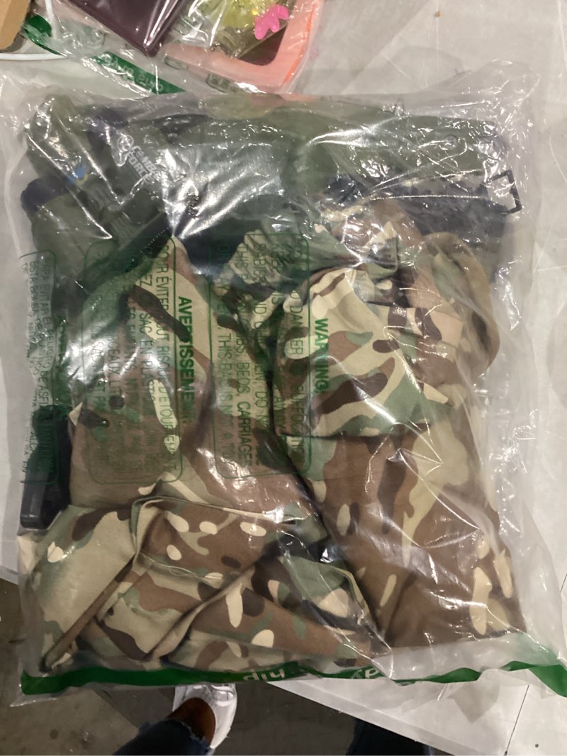Condition photo showing Good Condition for kids army costume for boys, solider boy dress up, halloween costumes for boys 17pcs l: 9-11y