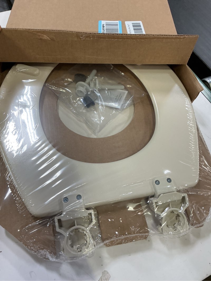 Condition photo showing New/Like New for bemis 500ec 146 toilet seat, 1 pack round, almond