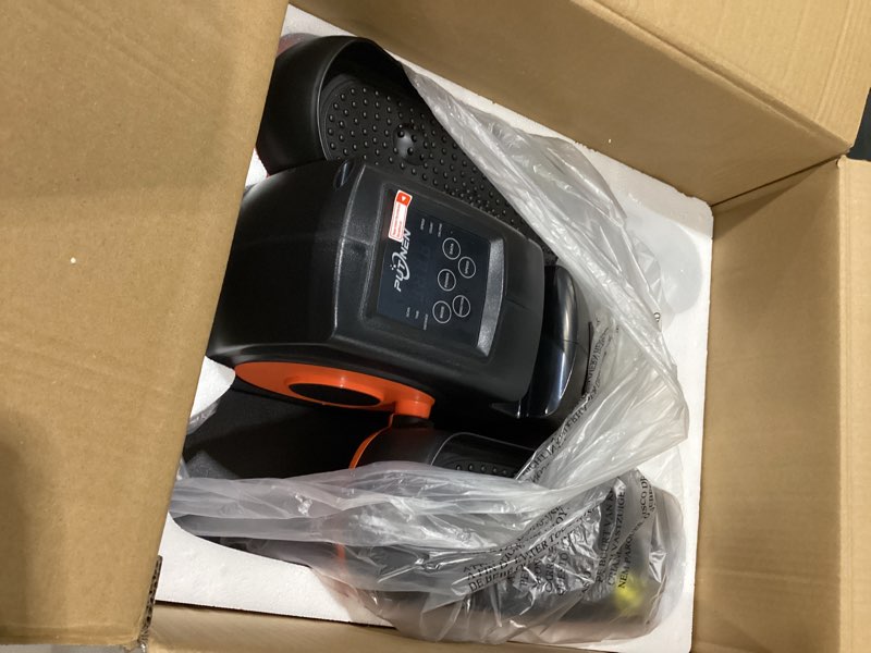 Motorized elliptical trainer 