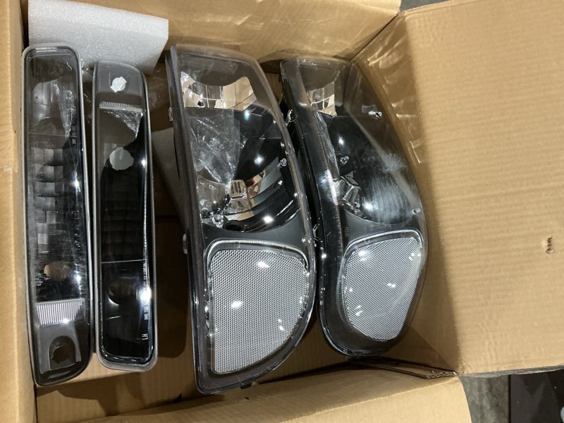 Condition photo showing As Is for g-plus led headlights assembly,fit 1999-2007 gmc sierra 1500hd 2500hd 3500,fit 1999-2006 gmc yukon xl 1500 2500,left & right headlamps clear lens chrome housing clear reflector,faros delanteros