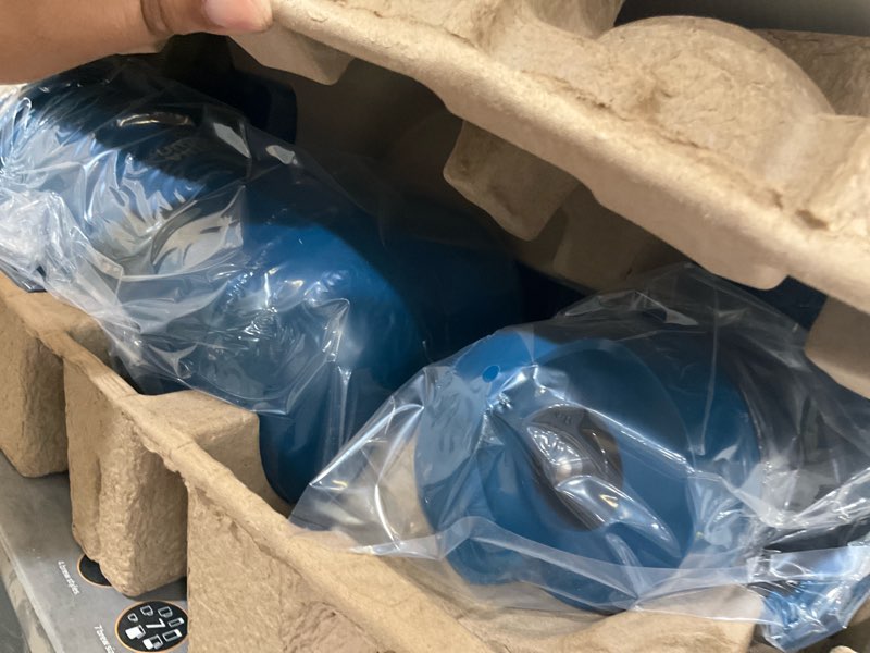 Condition photo showing Good Condition for electric masticating juicer dark teal blue - tabitha brown
