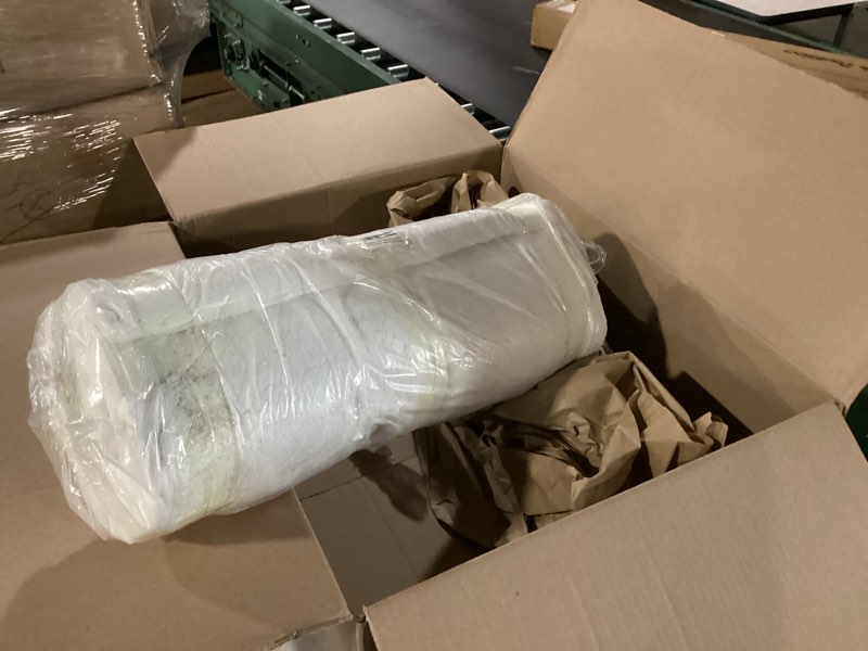 Condition photo showing Good Condition for 60" x24" x1" (thick) ceramic fiber blanket fireproof insulation baffle rated to 2400f, high-temperature resistance for oven stoves, kilns, forges 60'' x24'' x1'' /1 pieces