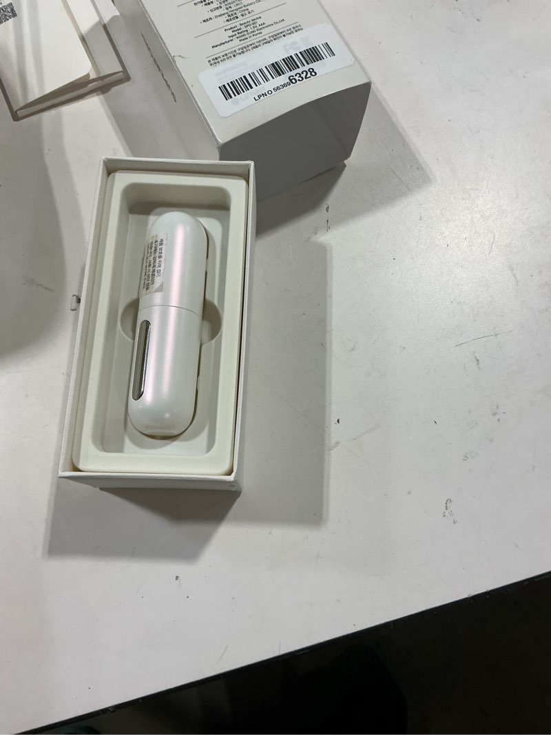 Condition photo showing Good Condition for lg pra.l superform galvanic booster mystic white, 1min booster for ageless skin, anti-aging, korean skincare, glow on the go, serum booster device, glass skin, glow booster, gift