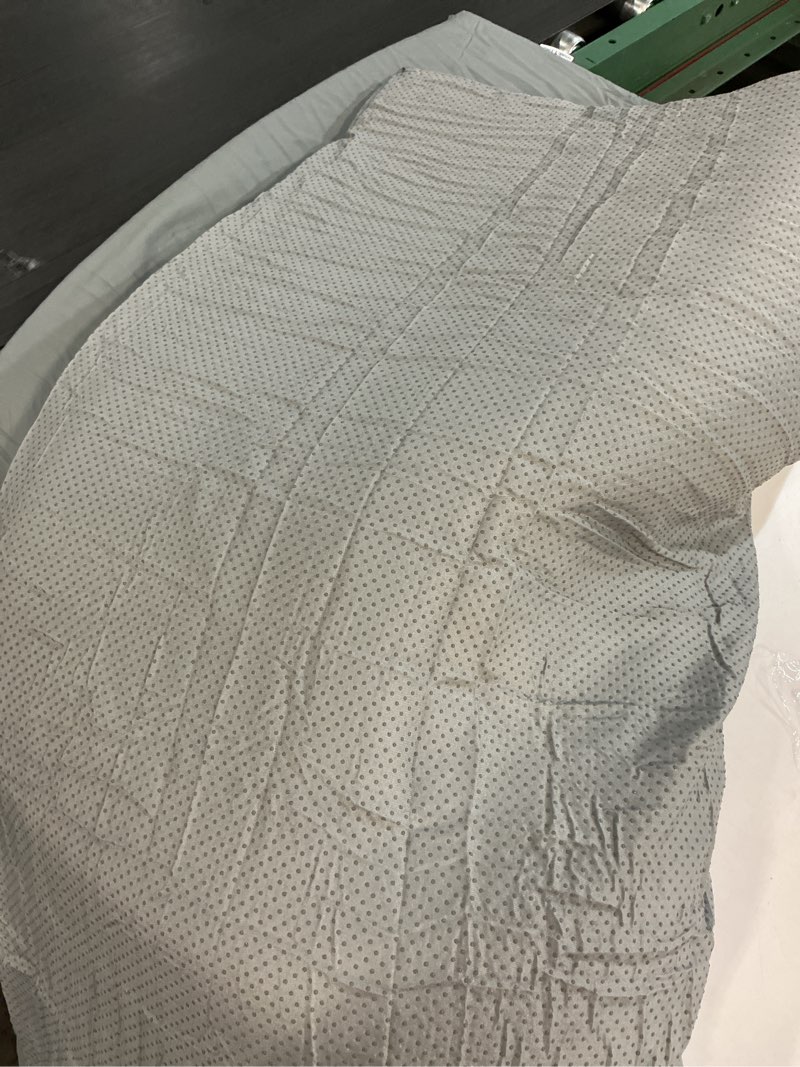 Condition photo showing As Is for Thick Mattress Topper - Non-Slip Mattress Pad Cover for Back Pain Breathable Folding Sleeping Pad Machine Washable Mattress Protector,Grey,47.2''x78.7'' 47.2''x78.7'' Gray