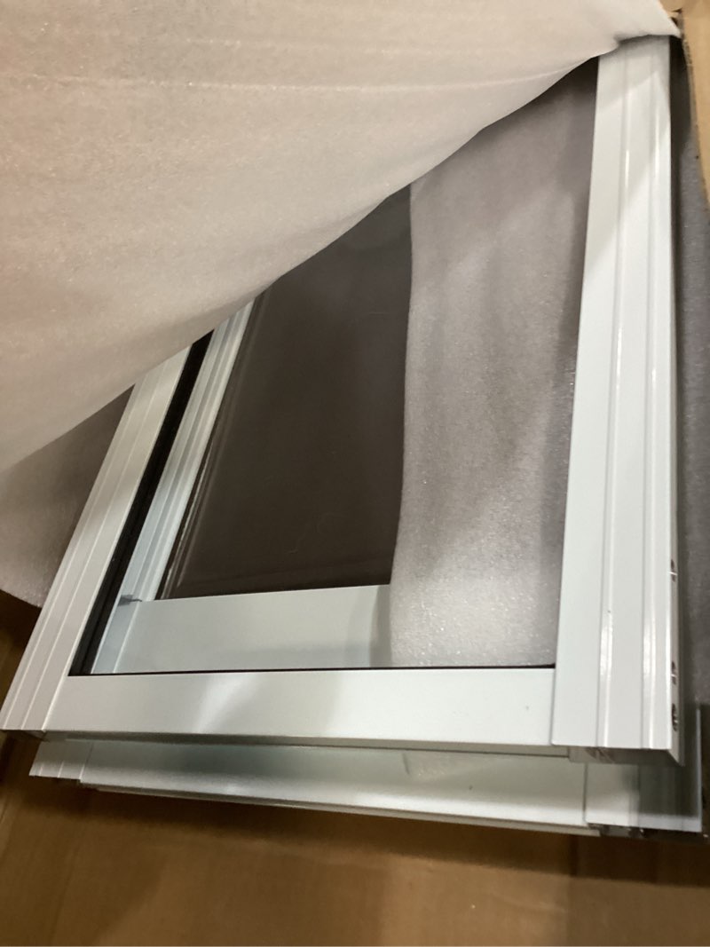 Condition photo showing Good Condition for sliding glass dog door l 