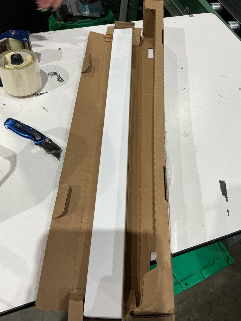 Condition photo showing Good Condition for project source cultured marble vanity tops 2.37-in h x 31-in l white cultured marble bathroom backsplash
