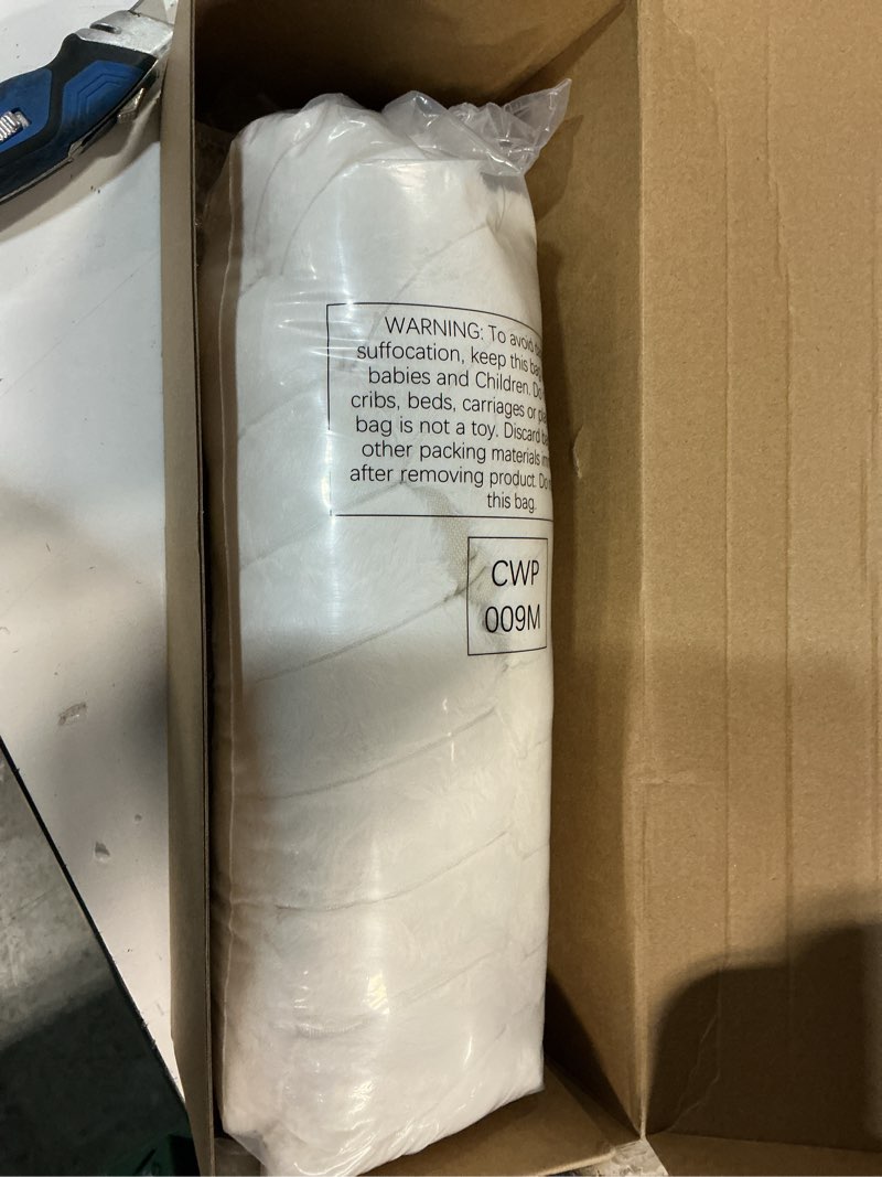Condition photo showing New/Like New for zakkart snugcloud cat window perch with 4-sided bolster - orthopedic cat hammock for window sill - solid hardwood & metal frame - window seat for pets (natural color wood w/white bed, medium) natural color wood w/ cream bed medium (22"x15")