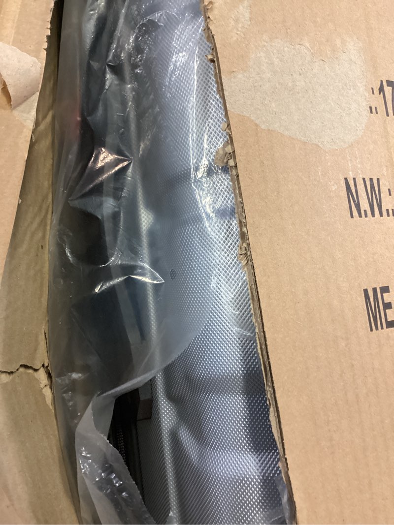 Condition photo showing Good Condition for Samsonite Omni PC Hardside Expandable Luggage with Spinner Wheels, Silver, 2-Piece Set (20/24) 2-Piece Set (20/24) Silver