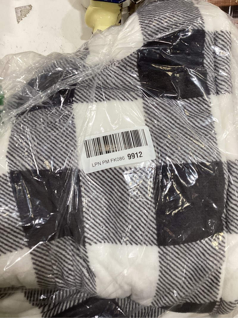 Condition photo showing New/Like New for Electric Heated Sherpa Buffalo Plaid Christmas Throw Blanket with 8 Heating Levels & 8 Hours Auto Off, Fast Heating Warm Plush Washable Blanket with Over-Heat Protection, ETL Certification, Grey Grey Throw-50" x 60"