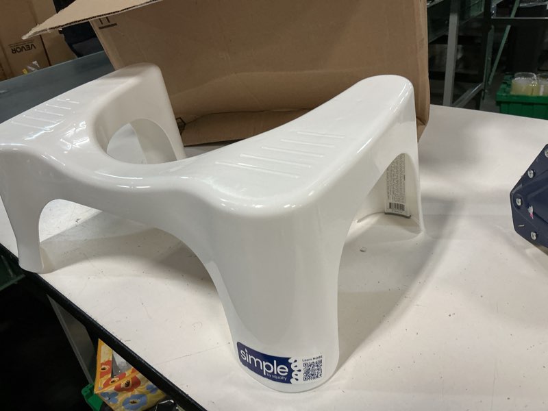 Condition photo showing New/Like New for squatty potty simple curve bathroom toilet stool 7" white