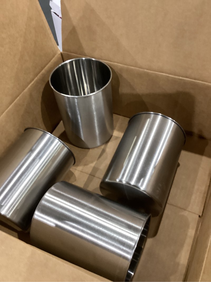 Condition photo showing Good Condition for winco 12 quart heavy-duty stainless steel bain marie, nsf listed  peice 4