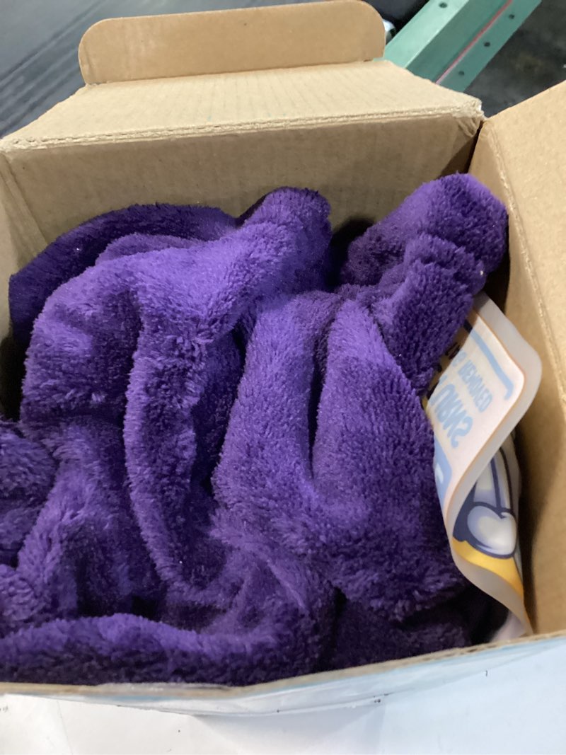 Condition photo showing New/Like New for alexander del rossa women's slim fit zip up fleece robe, soft warm plush zipper bathrobe