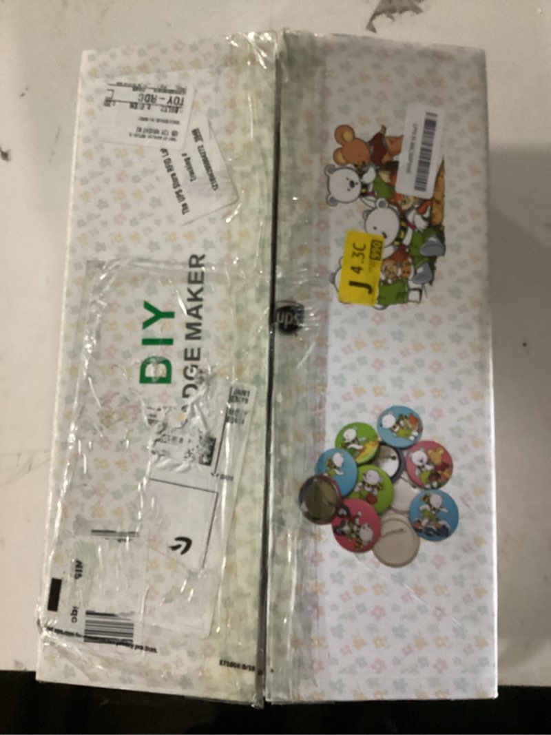 Condition photo showing New/Like New for Button Maker Machine Multiple-Sizes - Pin Maker Machine 1.25 inch+2.25 inch, Interchangeable Button-models Badge Button Press Machine with 200 Sets 32+58mm Button Maker Supplies&Circle Cutter Green 1.25+2.25 inch (200 Sets)