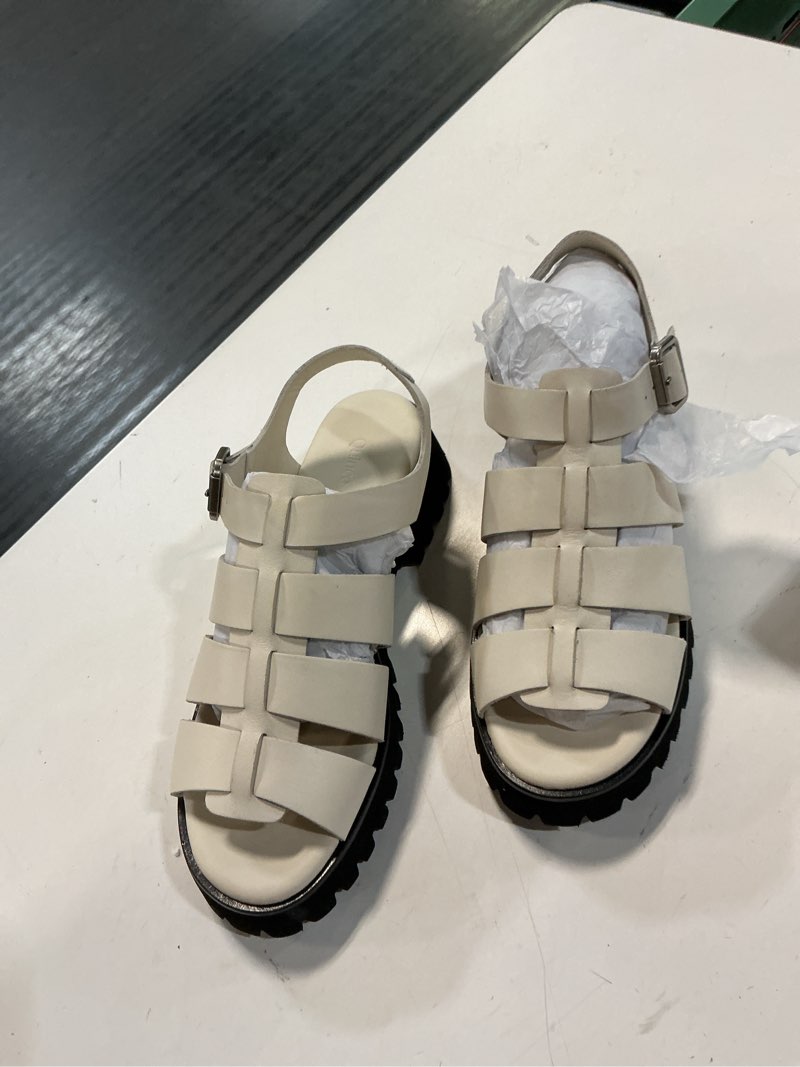 Condition photo showing Good Condition for italian leather lug sole fisherman sandal size 7 bone 