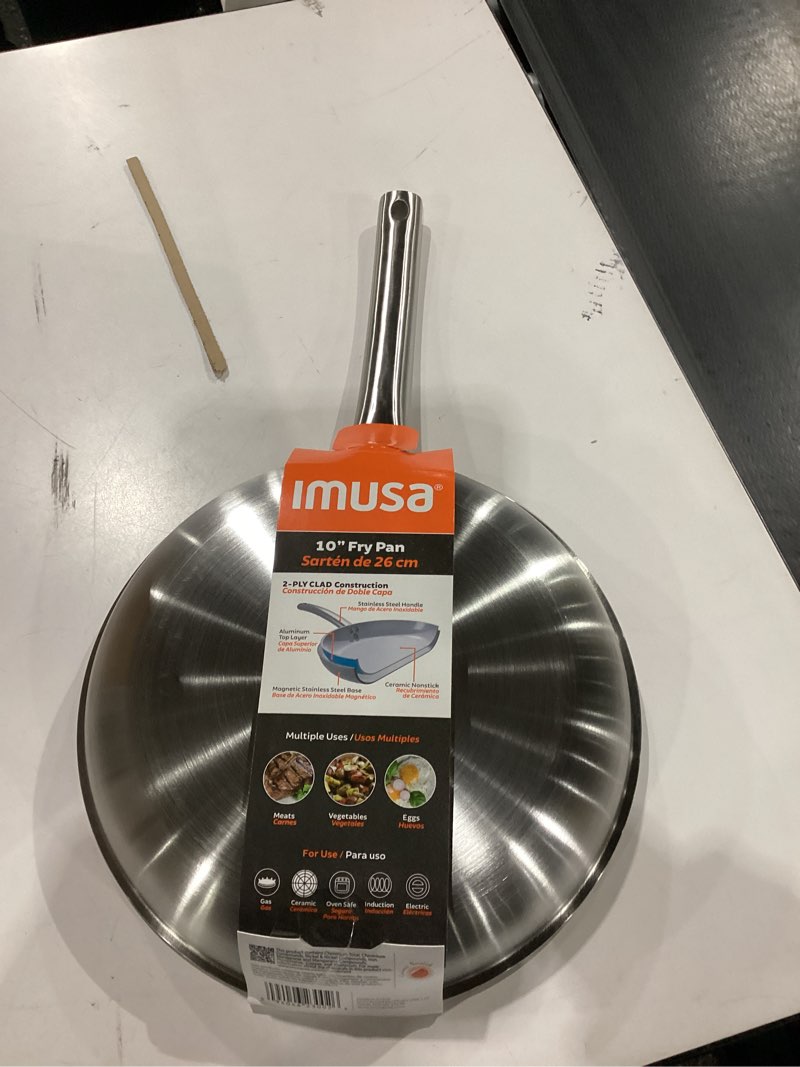Condition photo showing New/Like New for imusa 10” fry pan