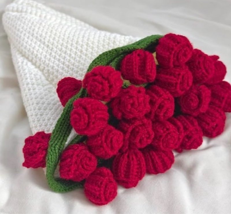 Flower Crochet Bouquet Blanket Red Rose DIY 3D Hand-Woven Blanket (with Leaves) for Wedding, Birthda
