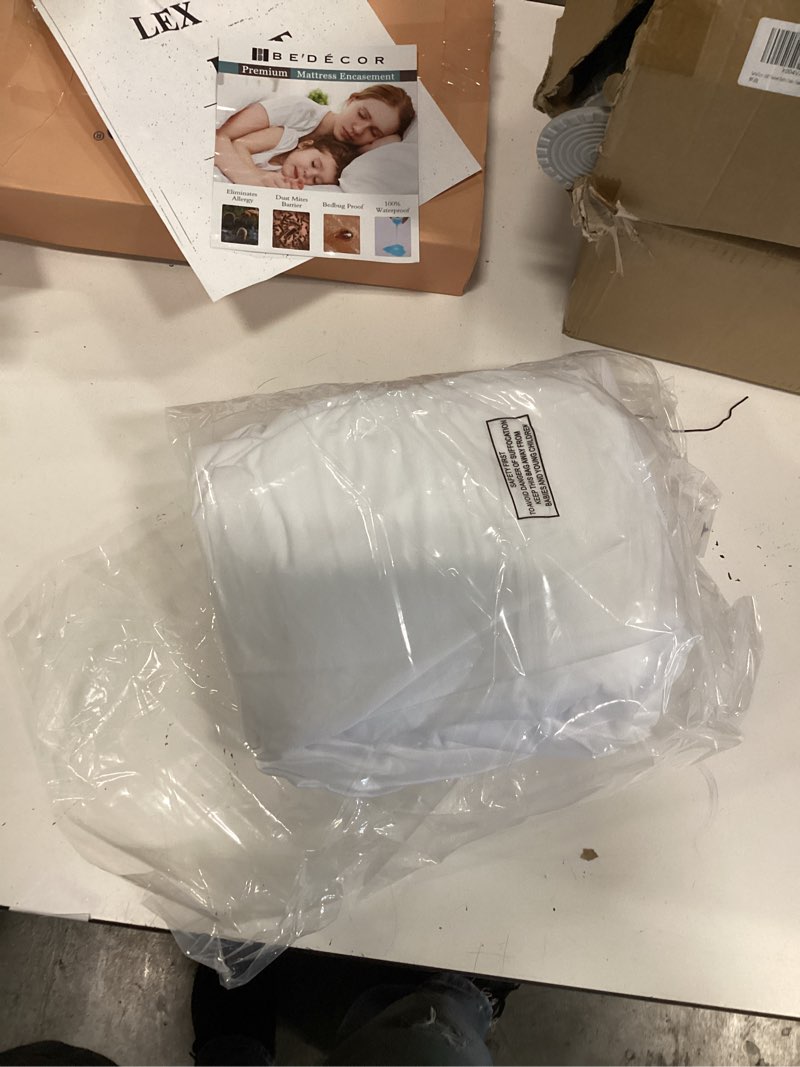 Condition photo showing Good Condition for bedecor zippered queen mattress protector cover for 16"-18" depth mattress,fully encased liquid proof urine pee protection breathable smooth incontinence pet baby potty training queen 18"deep