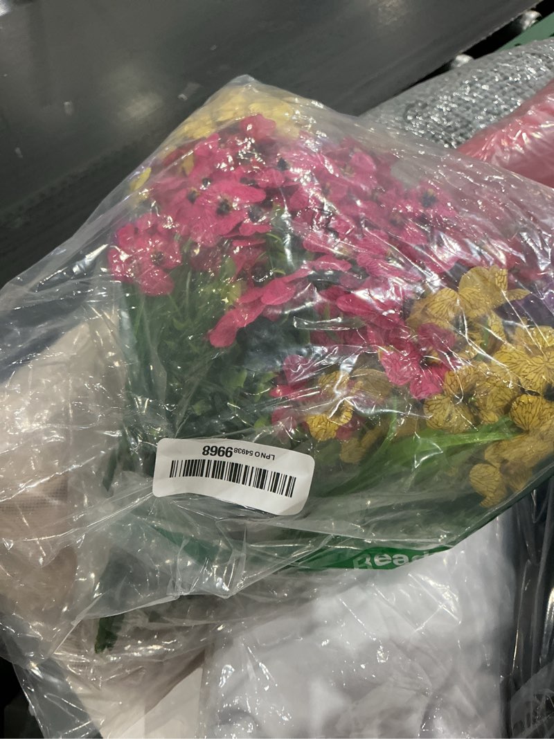 Condition photo showing New/Like New for alupssuc 24 bundles artificial flowers for outdoors decoration, uv resistant silk faux daisy flora spring fake plastic plants greenery for outside indoor yard home porch window box decor, mix 4 colors
