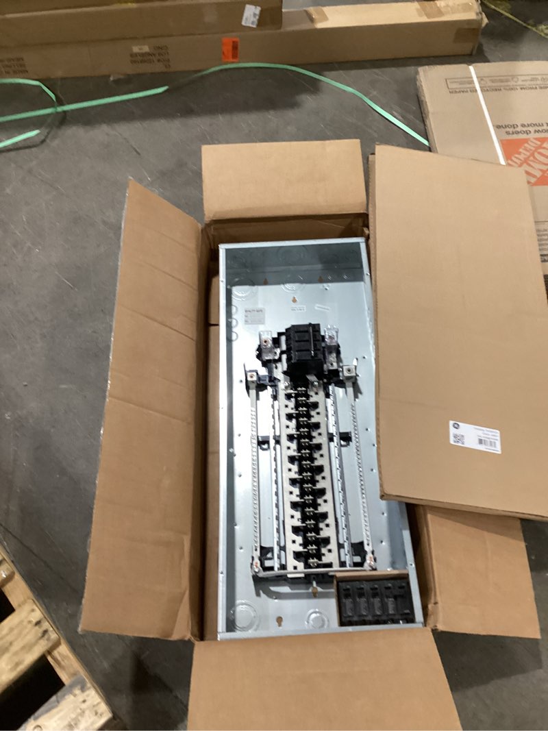Condition photo showing Good Condition for 200 amp 32-space 64-circuit main breaker indoor load center contractor kit