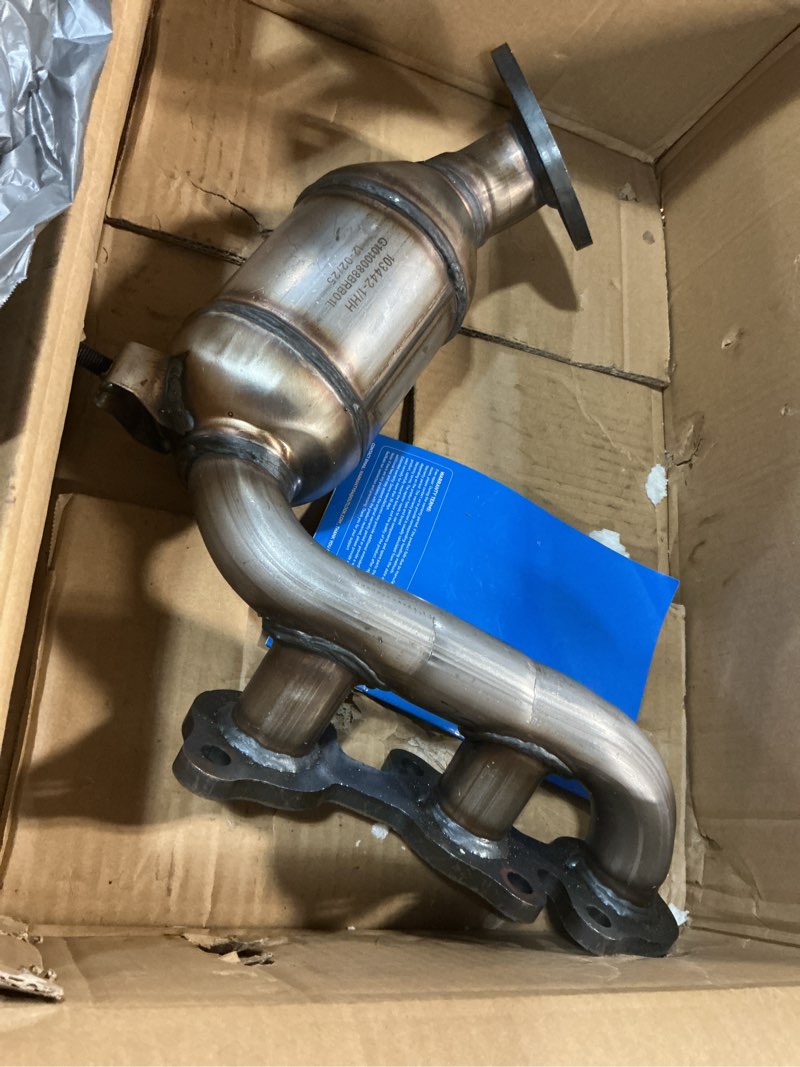 Condition photo showing As Is for philtop left, right and rear catalytic converter kit w/gasket direct-fit compatible with toyota sienna 3.3l 2004-2006 replace# 16392, 16393, 40373, 641290, 40374, stainless steel (epa compliant)