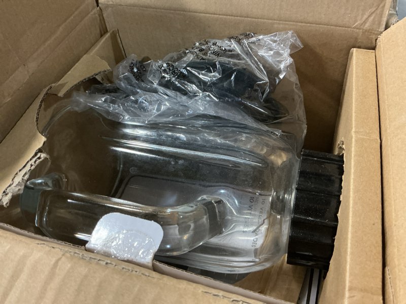 Condition photo showing Good Condition for BLACK+DECKER Countertop Blender with 6-Cup Glass Jar, 10-Speed Settings, Black, BL2010BG