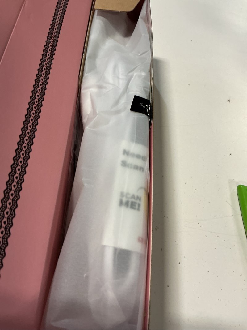 Condition photo showing Good Condition for furiden lite dual-voltage curling iron: 110v-240v 1 inch ceramic barrel 2-in-1 curling iron for chin to shoulder length hair - europe travel for tight curls with clamp 1'' - chin to shoulder length hair, tight curls gold