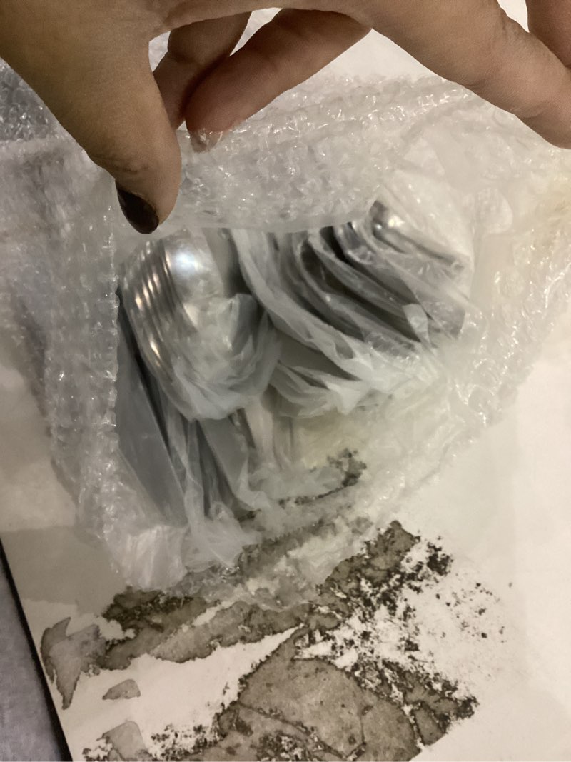 Condition photo showing Good Condition for  Hammered Silverware Set, 18/10 Stainless Steel Flatware Set for 8, Cutlery Set for Home, Party, Wedding, Mirror Polished Dishwasher Safe Silver