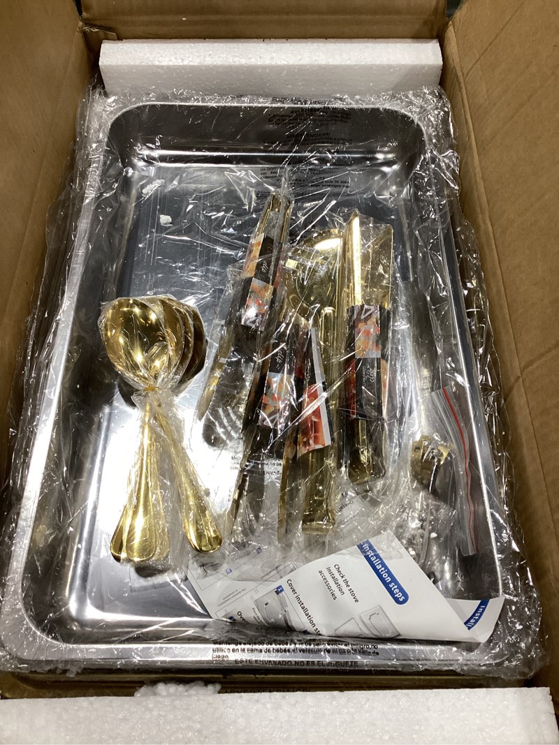 Condition photo showing Good Condition for chafing dishes for buffet, 8 qt high grade chafing dish buffet set, full size pan, rolled-edge design food warmers for parties, buffet, wedding, birthday, camping 4 pack [gold]