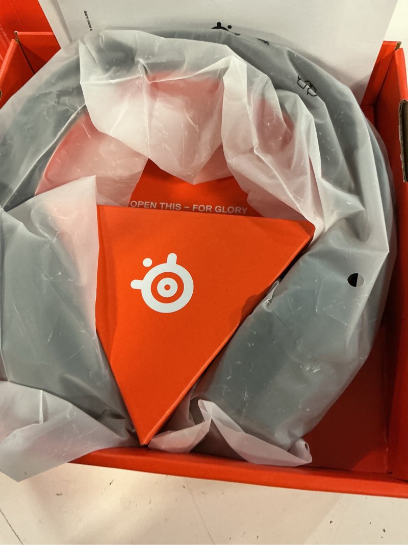 Condition photo showing Good Condition for steelseries arctis nova 5 wireless gaming headset — pc  ps5  ps4  nintendo switch  mobile  black