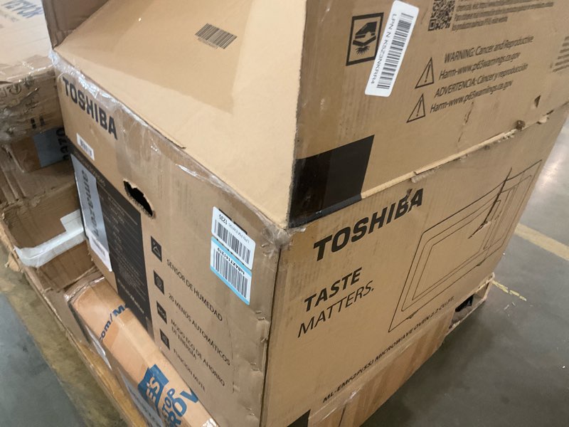 Condition photo showing As Is for toshiba ml-em62p(ss) large countertop microwave with smart sensor, 6 menus, auto defrost, eco mode, mute option & 16.5" position memory turntable, 2.2 cu ft, 1200w, stainless steel sensor-2.2 cu ft-1200w-stainless steel