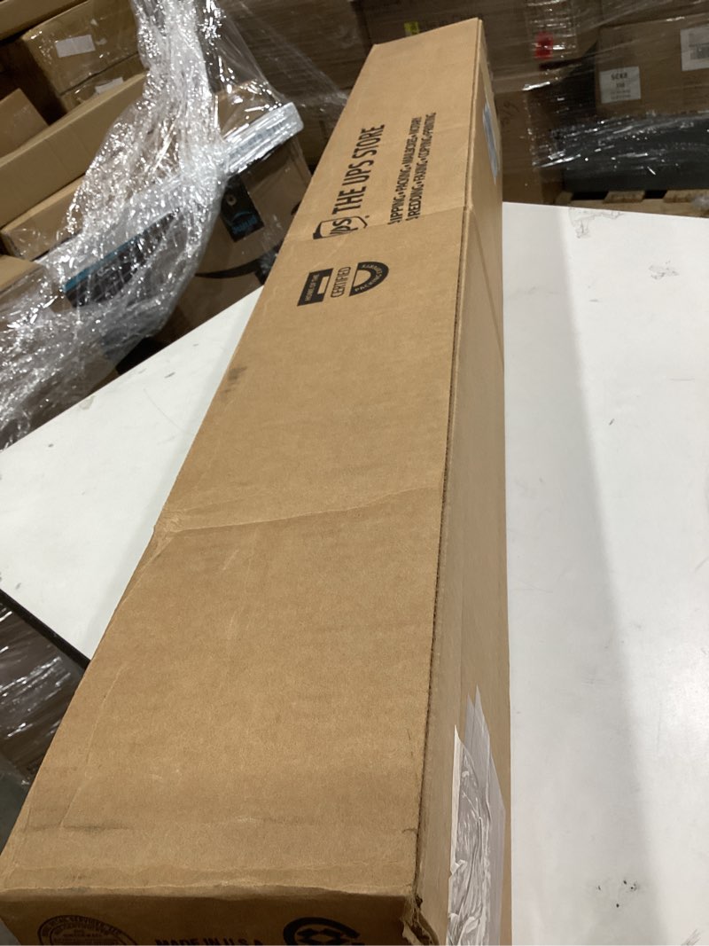 Condition photo showing Good Condition for clear plastic table cover