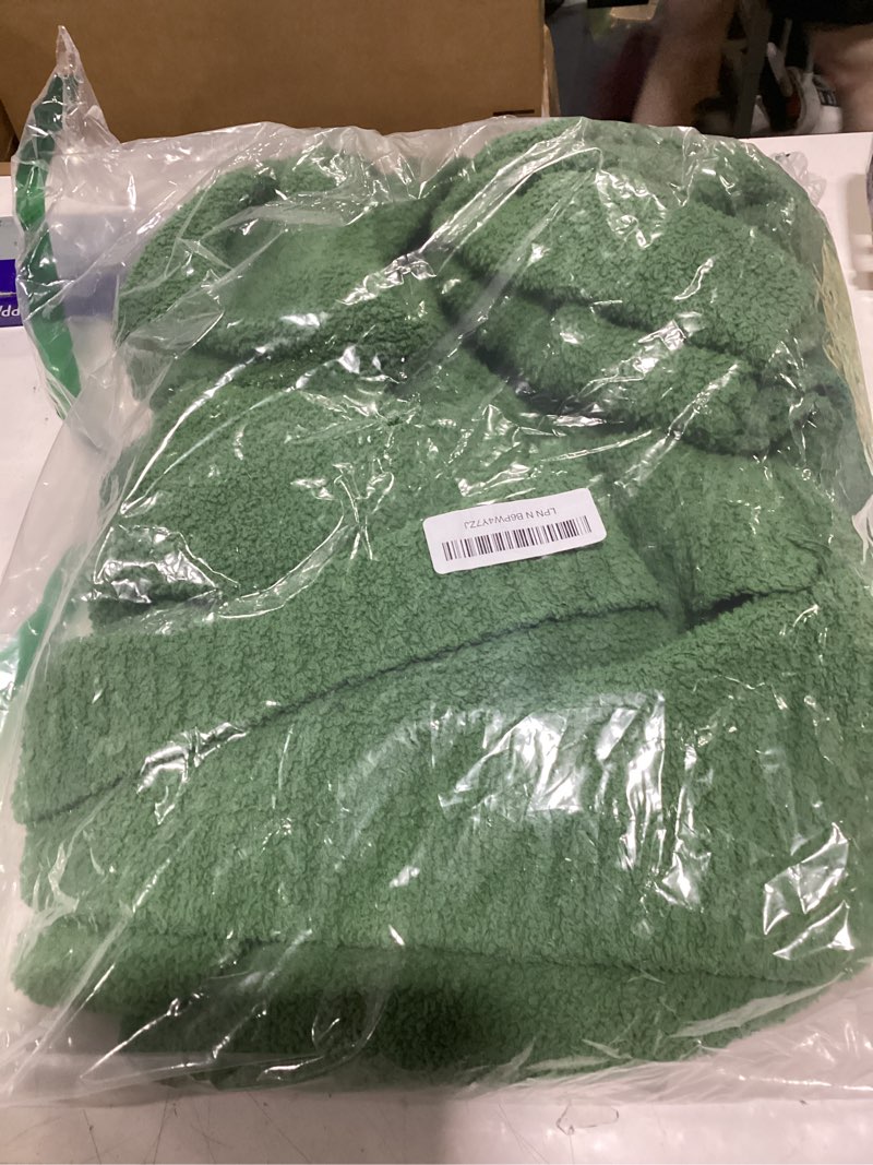 Condition photo showing Good Condition for sochow olive green bubble fleece blanket for couch, super soft cozy cute throw blanket for women, decorative fuzzy flannel blanket, 60 x 80 inches 60"×80" olive green