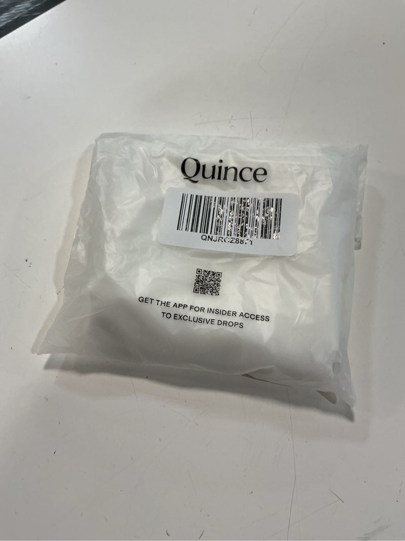 Condition photo showing Good Condition for 100% mulberry silk pillowcase, king, white